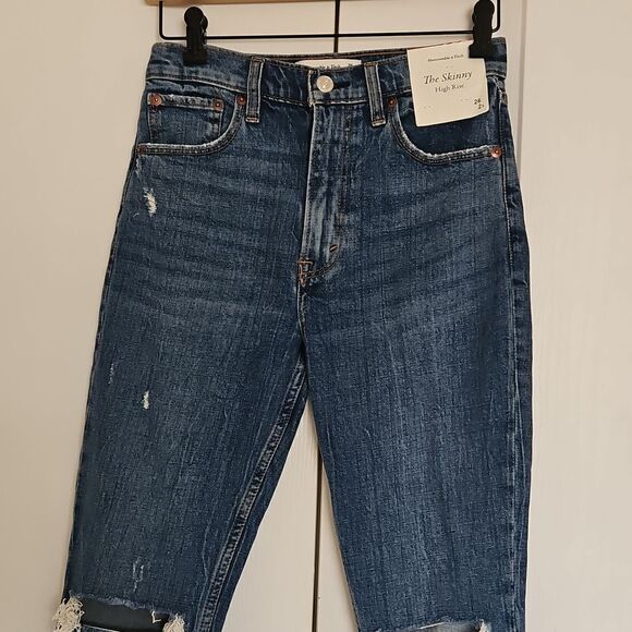 Women's Blue High-Rise Skinny  Jeans - Picture 14 of 16